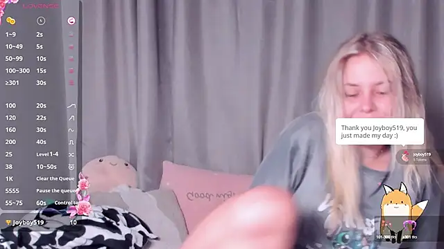 AngelAnty online show from September 14, 2025, 4:07 pm