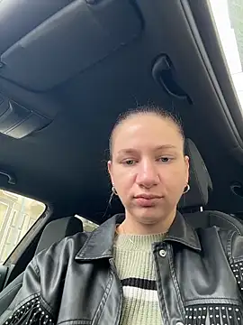 Snapshot of AriaHeart chatting on March 21, 2026, 12:53 pm AriaHeart online show from March 21, 2026, 12:53 pm