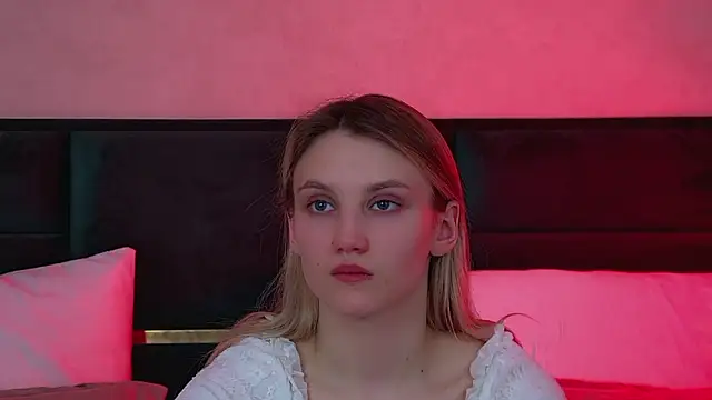 StacyEvances online show from March 16, 2026, 6:32 pm