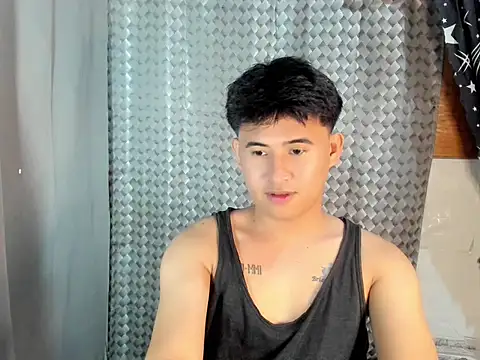 Snapshot of Adim-pinoy146 chatting on June 11, 2026, 12:32 am Adim-pinoy146 online show from June 11, 2026, 12:32 am