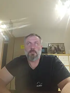 Flotschy85 online show from June 2, 2026, 8:20 pm