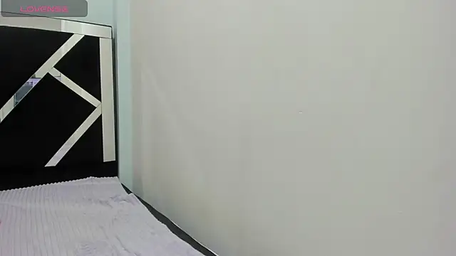 iisabella noa online show from October 29, 2025, 12:48 pm