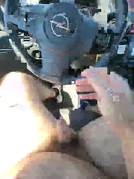 Snapshot of giova17cm chatting on June 12, 2026, 1:09 pm giova17cm online show from June 12, 2026, 1:09 pm