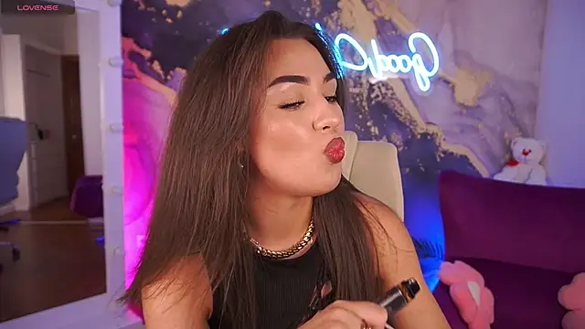 EricaSin online show from July 27, 2026, 1:51 pm