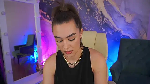 EricaSin online show from June 12, 2026, 1:20 pm