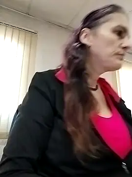 est 82 online show from October 20, 2025, 7:31 am