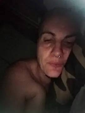 est 82 online show from September 17, 2025, 8:55 pm