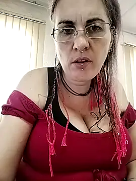 est 82 online show from September 11, 2025, 9:42 am