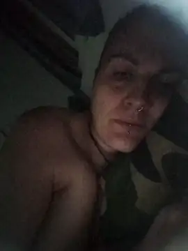 est 82 online show from September 20, 2025, 9:20 pm