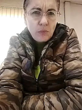 est 82 online show from October 29, 2025, 7:40 am