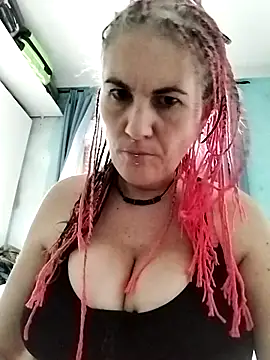 est 82 online show from September 8, 2025, 3:33 pm