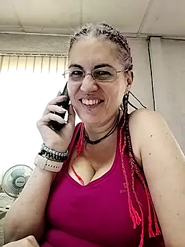 est 82 online show from October 8, 2025, 8:05 am