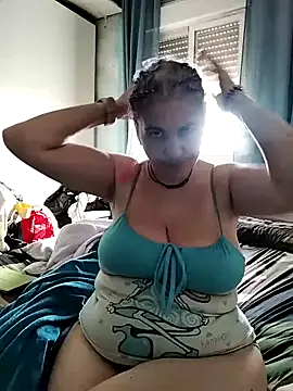 est 82 online show from October 4, 2025, 9:33 am