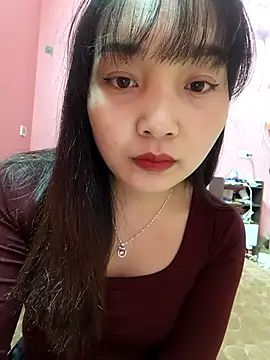 NguyenMyy online show from February 9, 2026, 4:32 am