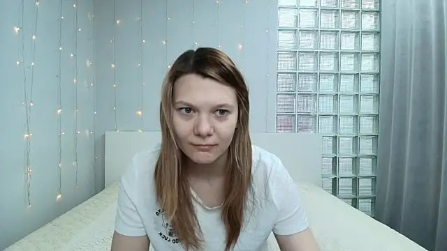 Sunny Sammy online show from April 26, 2026, 1:25 am