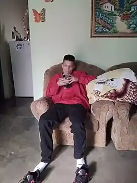 Snapshot of elinnki chatting on February 1, 2026, 8:40 pm elinnki online show from February 1, 2026, 8:40 pm