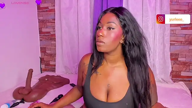 Snapshot of Brandy_brown_ chatting on March 4, 2026, 11:56 pm Brandy brown online show from March 4, 2026, 11:56 pm