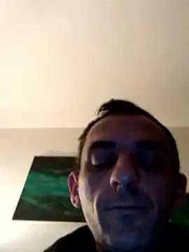 hotmen83 online show from March 19, 2026, 1:00 pm