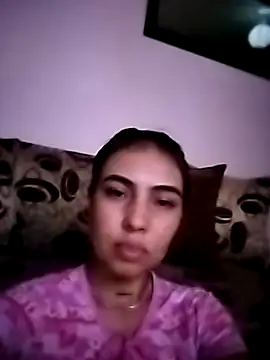 EmmaSplycer02 online show from April 8, 2026, 2:46 am