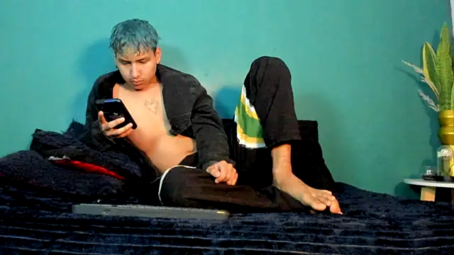 spicy adonhis online show from September 20, 2025, 12:54 pm