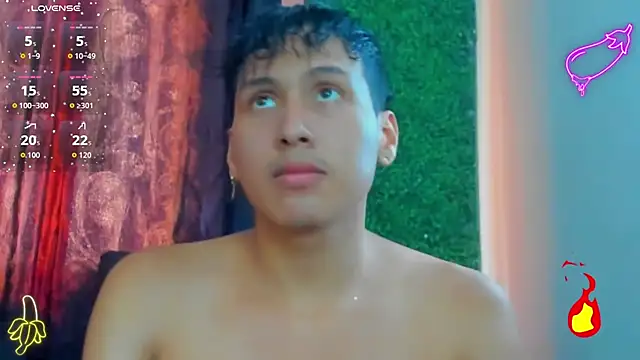 spicy adonhis online show from October 22, 2025, 7:24 pm