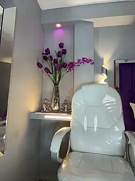 Snapshot of mia_everly chatting on March 30, 2026, 1:07 am mia everly online show from March 30, 2026, 1:07 am
