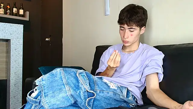  DantFox  online show from October 7, 2025, 8:10 pm