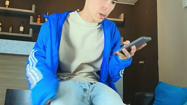  DantFox  online show from September 25, 2025, 8:48 pm