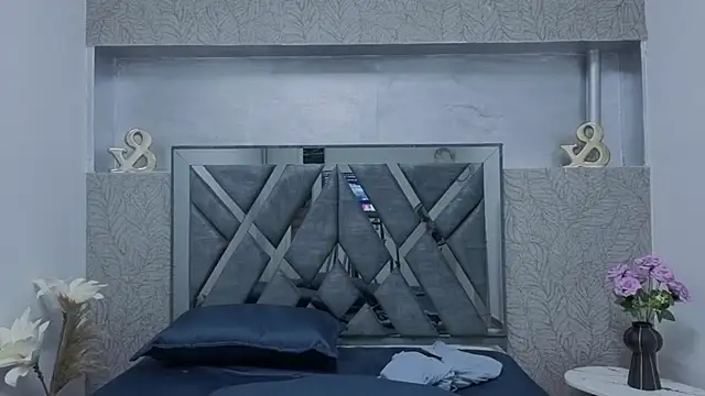  DantFox  online show from December 5, 2025, 8:13 am