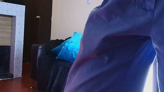  DantFox  online show from October 5, 2025, 8:10 pm