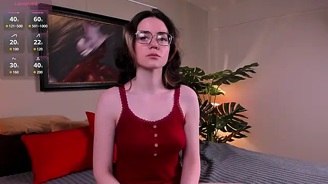 Snapshot of Sunny_Teaze chatting on March 20, 2026, 7:31 am Sunny Teaze online show from March 20, 2026, 7:31 am