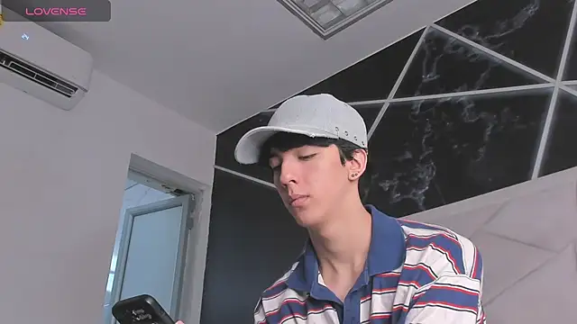 Snapshot of AerumChae chatting on June 24, 2026, 2:59 pm AerumChae online show from June 24, 2026, 2:59 pm