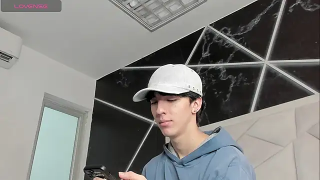 Snapshot of AerumChae chatting on July 23, 2026, 6:59 pm AerumChae online show from July 23, 2026, 6:59 pm