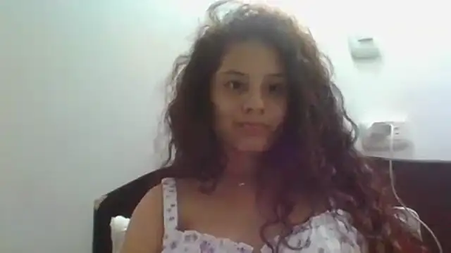 Snapshot of Velvet_Moon_V chatting on May 12, 2026, 3:03 am Velvet Moon V online show from May 12, 2026, 3:03 am