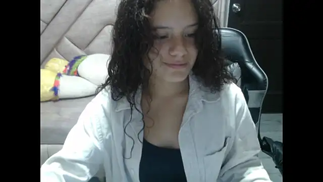 Velvet Moon V online show from October 25, 2025, 1:12 pm