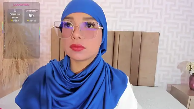 naishaa  online show from June 17, 2026, 4:28 pm