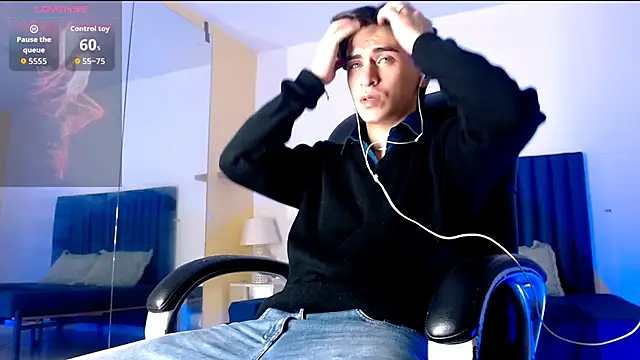 RoberthAlv online show from February 20, 2026, 1:46 pm