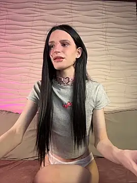 madi snow online show from March 8, 2026, 5:33 am