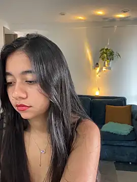 Snapshot of Lily_June chatting on September 30, 2025, 10:05 pm Lily June online show from September 30, 2025, 10:05 pm