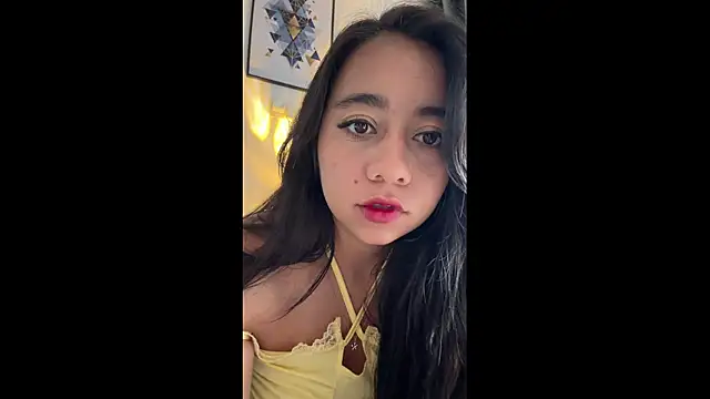 Snapshot of Lily_June chatting on March 4, 2026, 7:10 pm Lily June online show from March 4, 2026, 7:10 pm