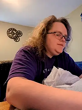 Snapshot of TheMistyPrice chatting on April 3, 2026, 6:25 pm TheMistyPrice online show from April 3, 2026, 6:25 pm