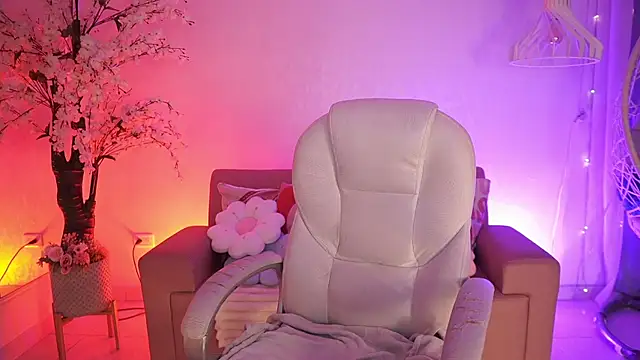 JadeSummerr online show from April 30, 2026, 11:39 am