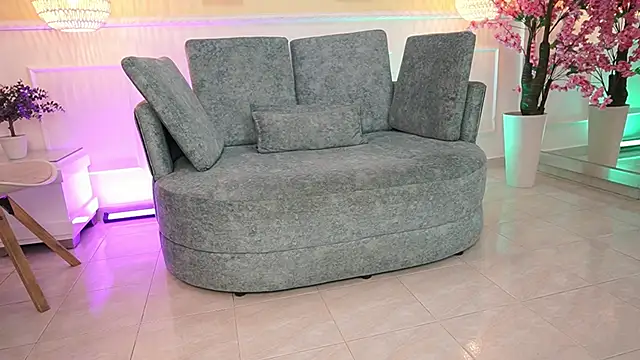 JadeSummerr online show from September 20, 2025, 11:37 am