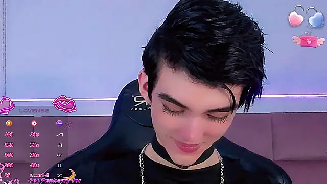 Baby FenixTS online show from December 17, 2025, 6:51 am