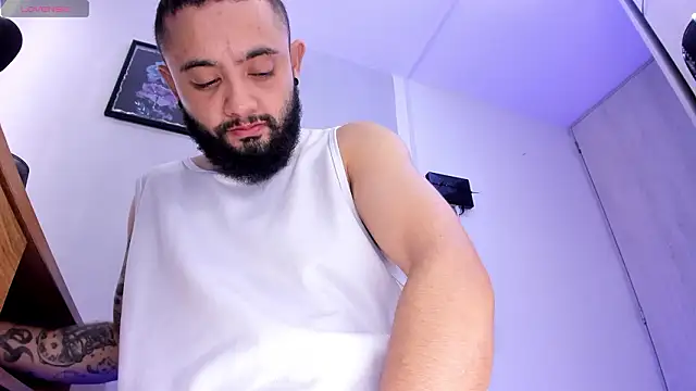 Noah devil  online show from February 11, 2026, 12:54 am