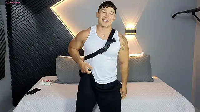 Horny nick18 online show from February 9, 2026, 1:42 pm