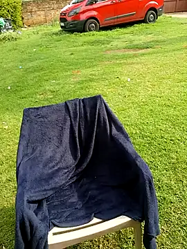 SweetHoney21  online show from December 16, 2025, 6:17 am