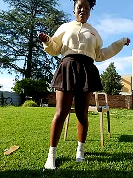 SweetHoney21  online show from March 8, 2026, 2:31 pm