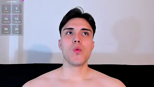 jasonxd9898 online show from September 26, 2025, 1:01 am