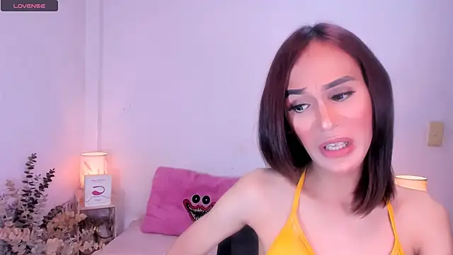 Snapshot of tsmokemachine chatting on September 15, 2025, 5:35 pm tsmokemachine online show from September 15, 2025, 5:35 pm